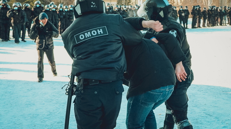 Стали известны участники незаконных акций протеста во Владивостоке
